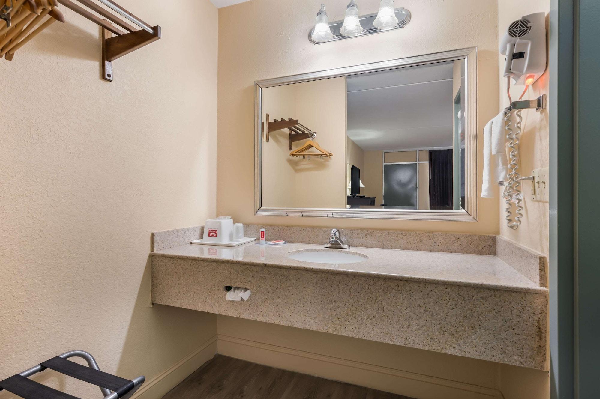 Econo Lodge Cullman Extérieur photo